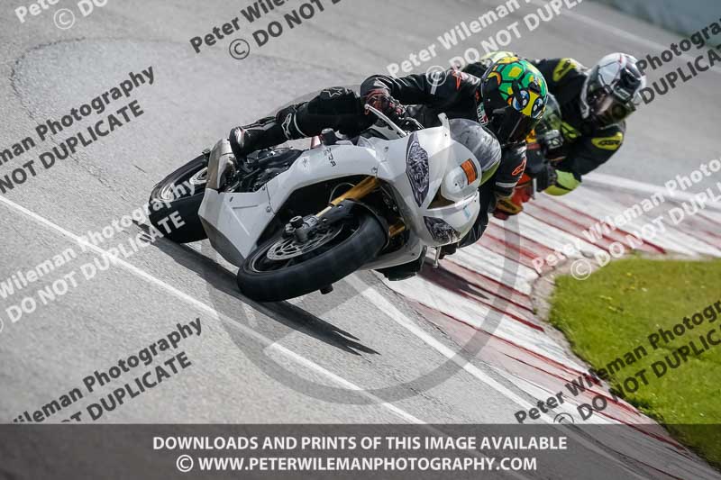 donington no limits trackday;donington park photographs;donington trackday photographs;no limits trackdays;peter wileman photography;trackday digital images;trackday photos